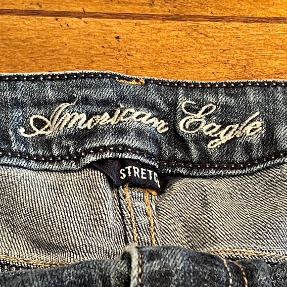 American Eagle Blue Denim Stretch Shorts Wmns Sz 12 S1102-526 - Picture 3 of 7